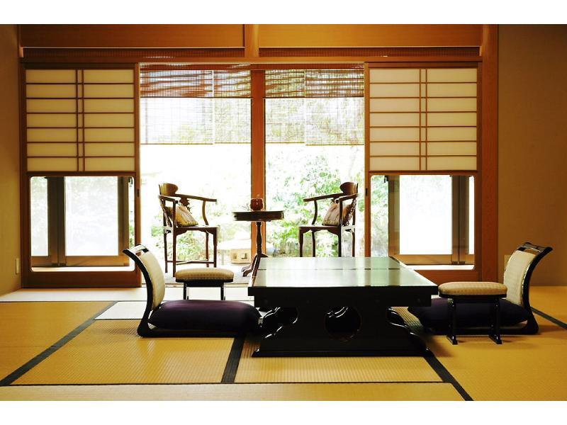 Готель Ryotei Ryokan Yasui Хіконе Екстер'єр фото